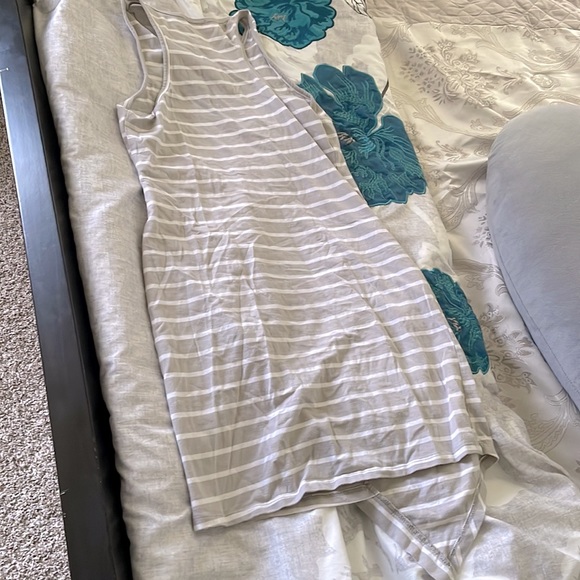 Grey and white Stripes dress - Picture 3 of 4